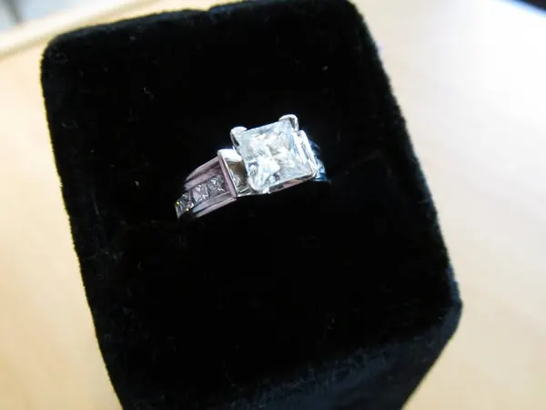 14K White Gold Moissanite Ring