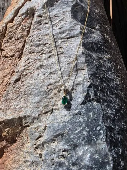 Earthy Stone Pendant Necklace 2