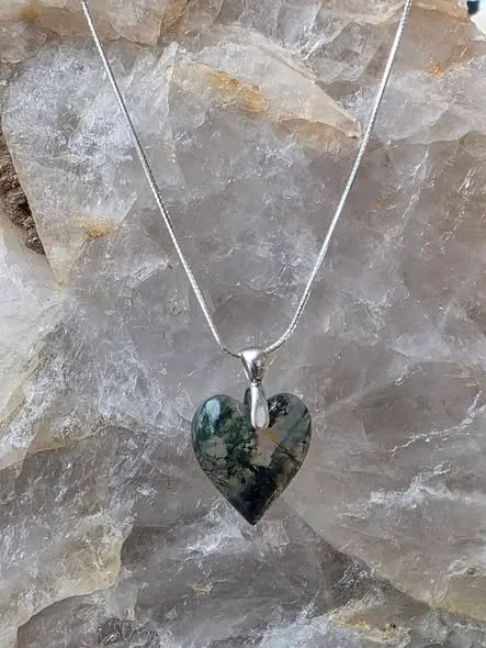 Moss Agate Heart Pendant 2