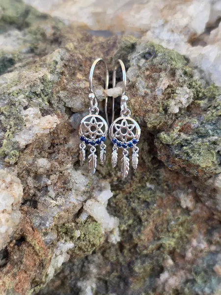 These Beautiful dreamcatcher earrings features Sapphires and Sterling Silver.